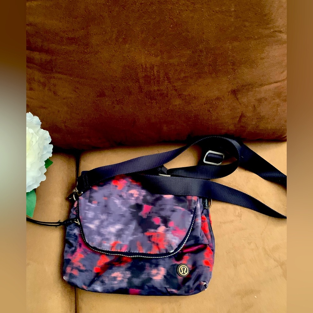 Lululemon Crossbody